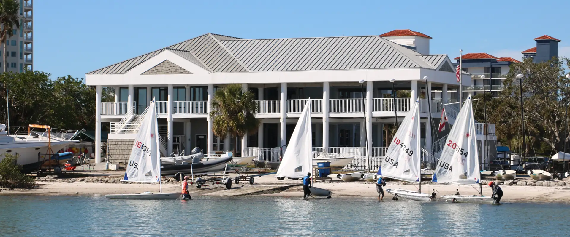 laser-ilca-launching-clearwater-sailing-center